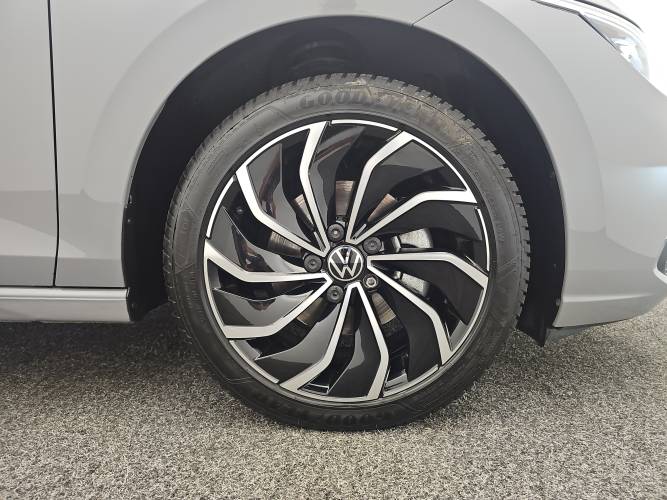Golf 1.5 eTSI OPF 150 DSG7