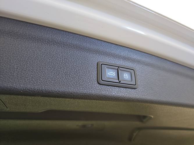 Q3 45 TFSIe 245 ch S tronic 6