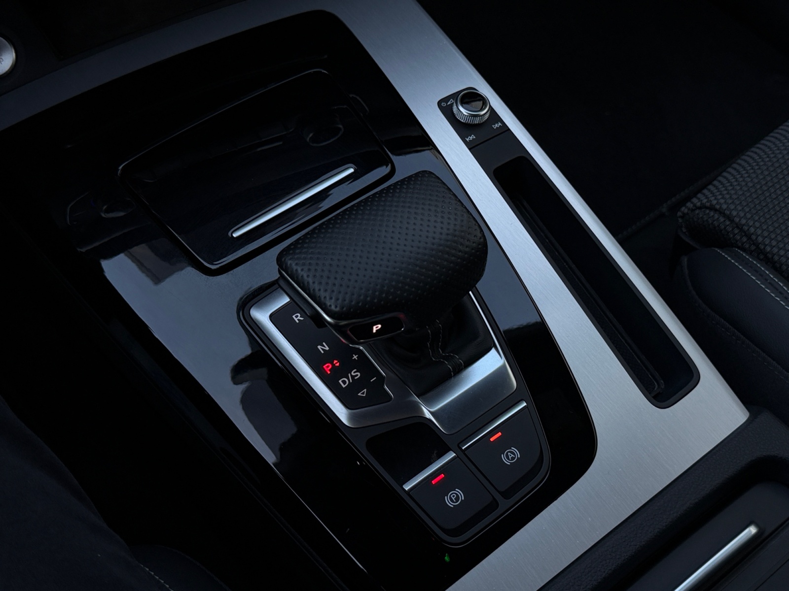 AUDI Q5+SPORTBACK