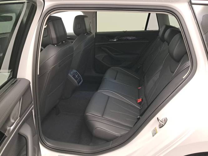 Passat 1.5 eHybrid 204 DSG6