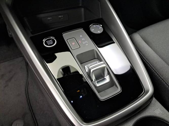A3 Sportback 40 TFSIe 204 S Tronic 6