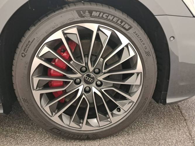 A6 Avant 55 TFSIe 367 ch S tronic 7 Quattro