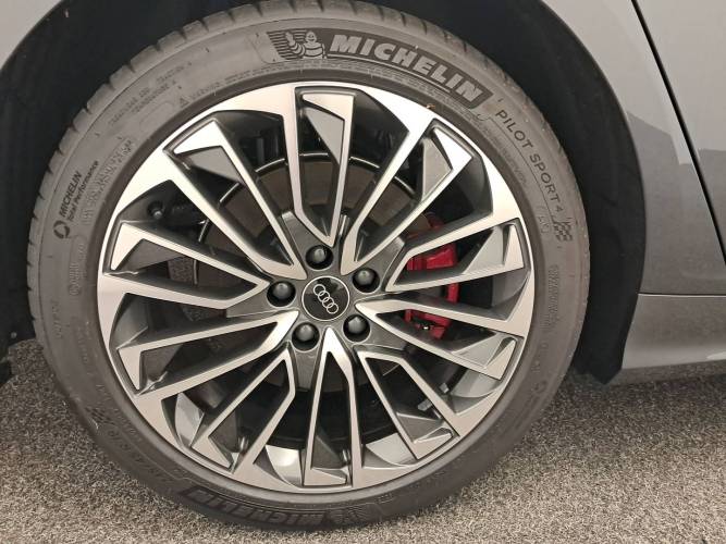 A6 Avant 55 TFSIe 367 ch S tronic 7 Quattro