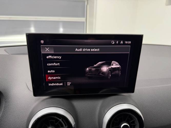 Q2 35 TFSI 150 S tronic 7