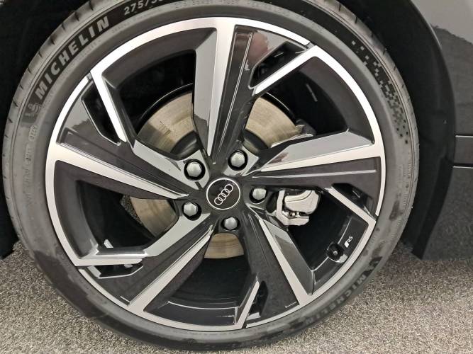 A6 e-tron Avant Performance 367 ch 100 kWh