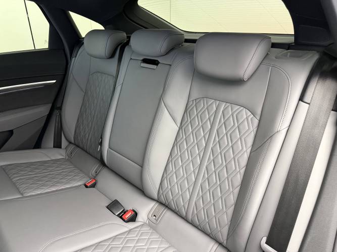e-tron Sportback 55 quattro 408 ch