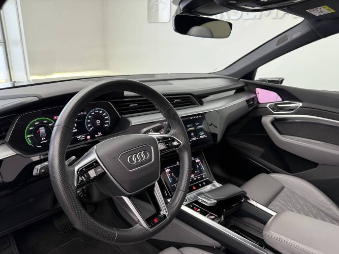 e-tron Sportback 55 quattro 408 ch