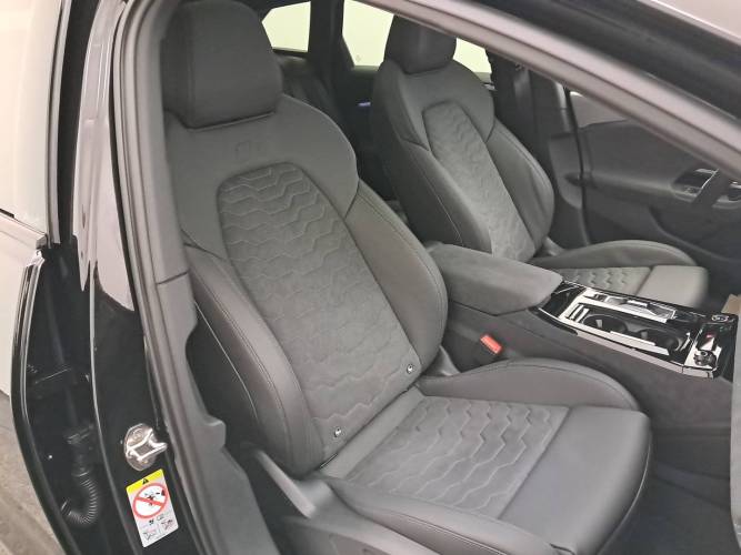 A6 e-tron Avant Performance 367 ch 100 kWh
