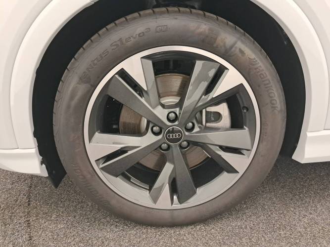 Q4 e-tron 45 285 ch 82 kWh
