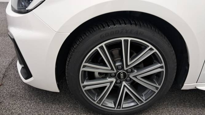 A1 Sportback 35 TFSI 150 ch S tronic 7