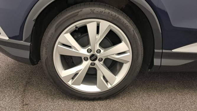 Q4 e-tron 45 285 ch 82 kWh