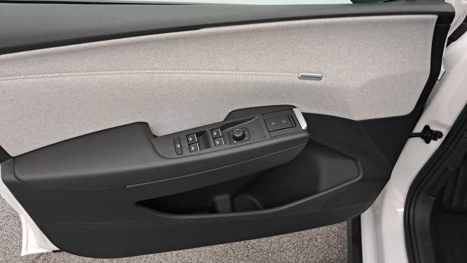 ID. Polo 211 ch  52 kWh