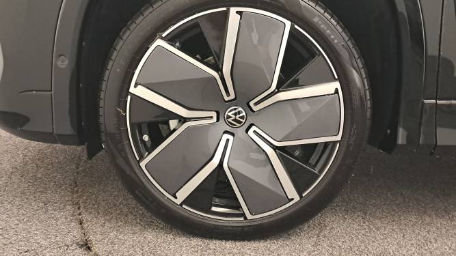 Tayron 1.5 eHybrid 272ch DSG6 5pl