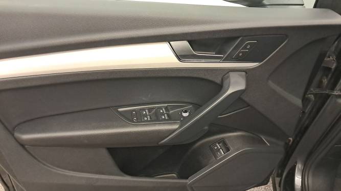 Q5 55 TFSI e 367 S tronic 7 Quattro
