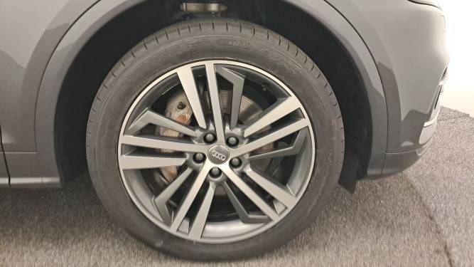 Q5 55 TFSI e 367 S tronic 7 Quattro