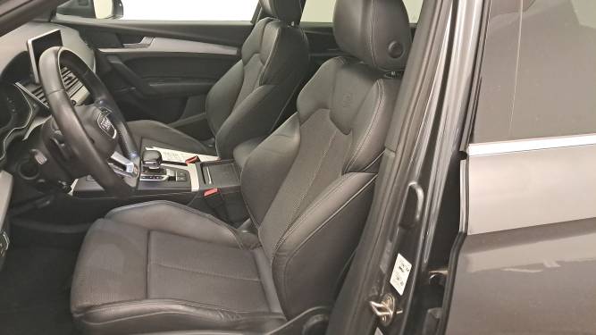 Q5 55 TFSI e 367 S tronic 7 Quattro