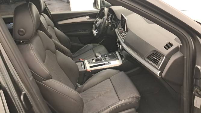Q5 55 TFSI e 367 S tronic 7 Quattro