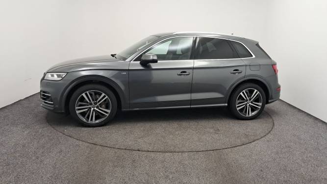 Q5 55 TFSI e 367 S tronic 7 Quattro