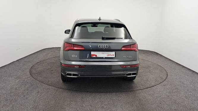 Q5 55 TFSI e 367 S tronic 7 Quattro