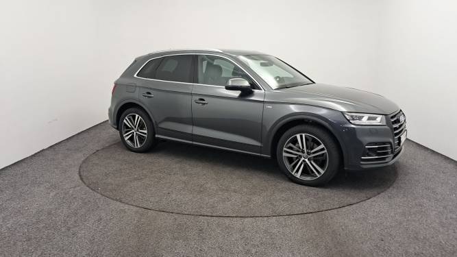 Q5 55 TFSI e 367 S tronic 7 Quattro