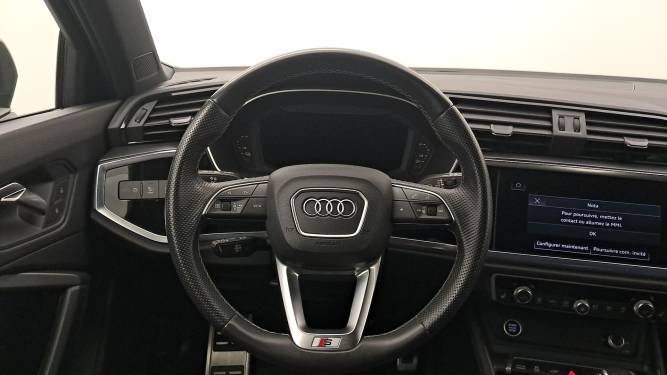 Q3 45 TFSIe 245 ch S tronic 6