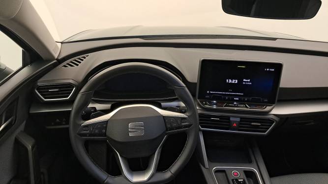 Leon 1.5 eTSI Hybrid 115 DSG7