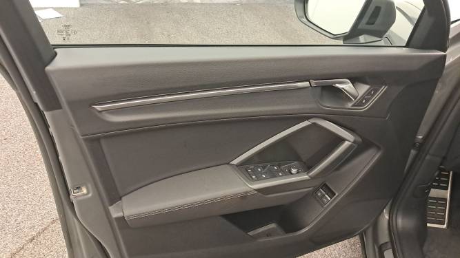 Q3 45 TFSIe 245 ch S tronic 6