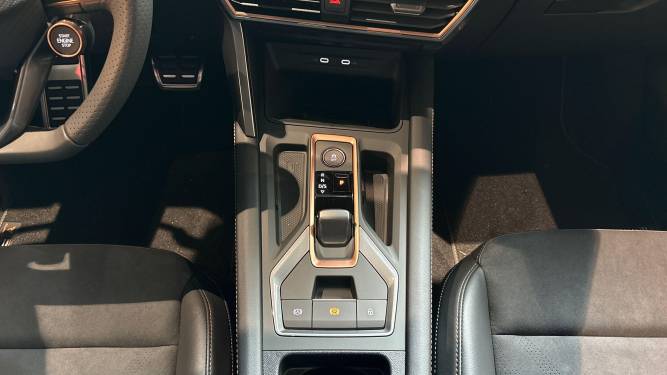 Leon Sportstourer 1.5 eTSI Hybrid 150 ch DSG7
