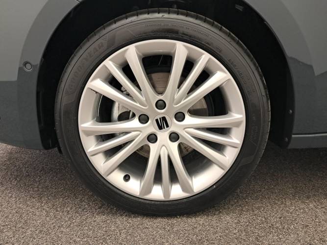 Leon 1.5 eTSI Hybrid 115 DSG7