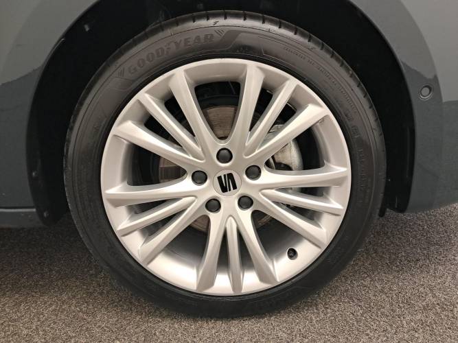 Leon 1.5 eTSI Hybrid 115 DSG7