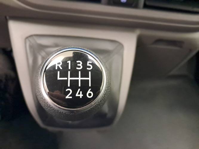 TRANSPORTER VAN L1H1 2.0 TDI 110 BVM6