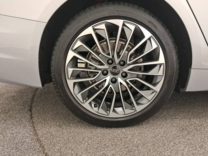 A6 40 TDI 204 ch S tronic 7