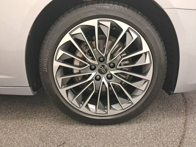 A6 40 TDI 204 ch S tronic 7
