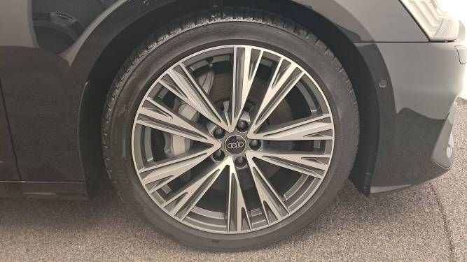 A6 Avant 50 TFSIe 299 ch S tronic 7 Quattro