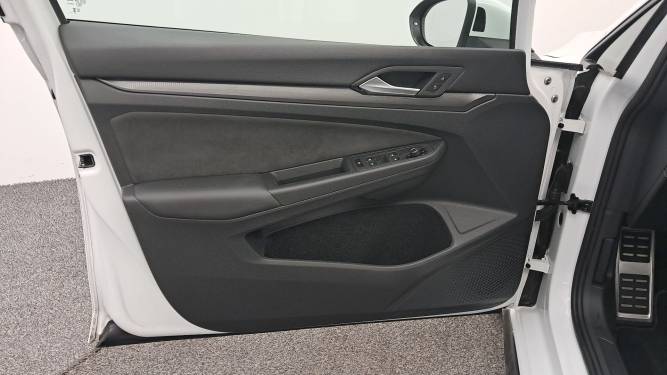 Golf 2.0 TDI SCR 200 DSG7