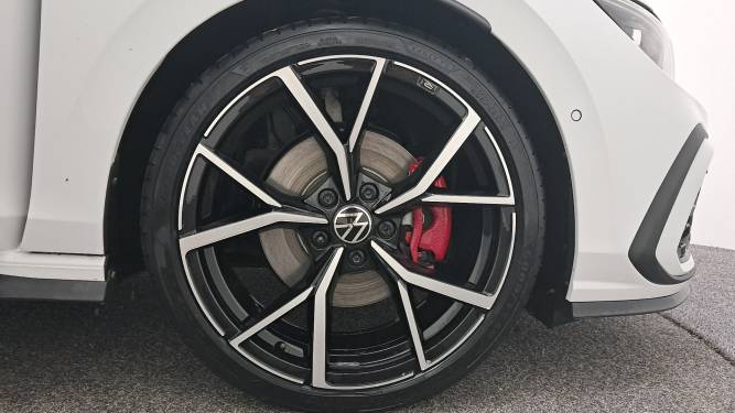 Golf 2.0 TDI SCR 200 DSG7