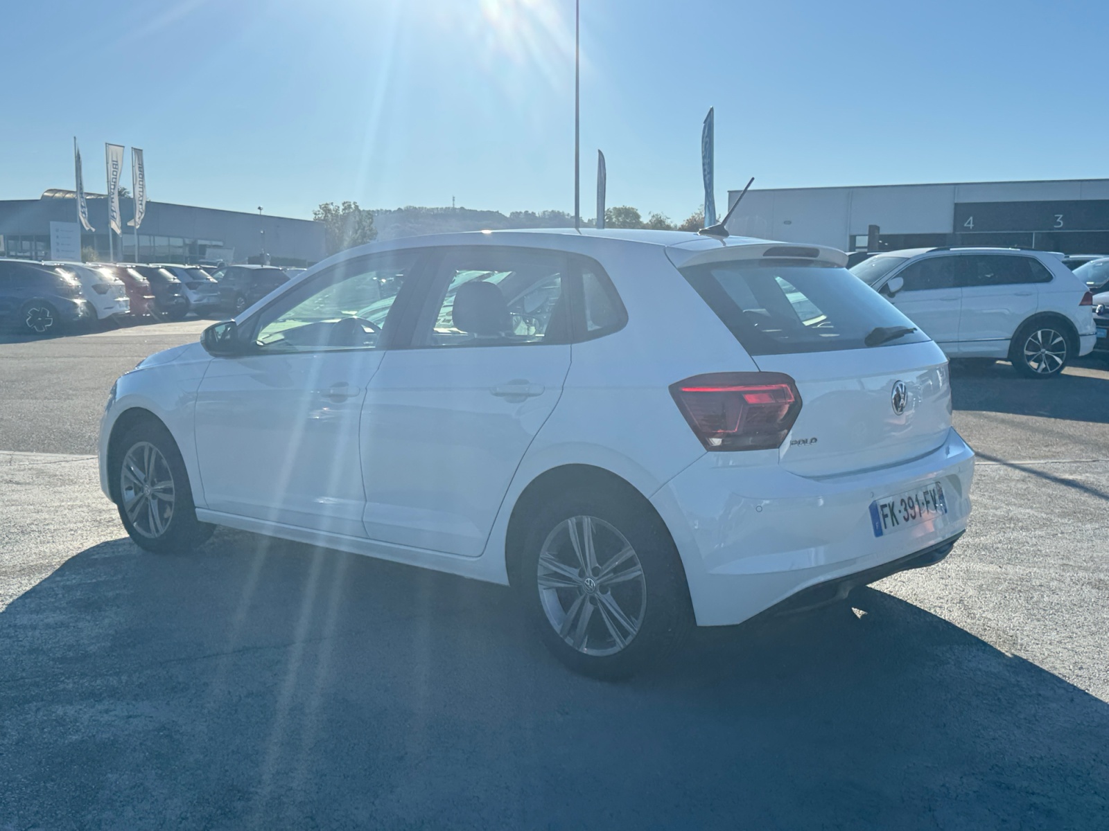 VOLKSWAGEN POLO 34+ARRIERE+GAUCHE