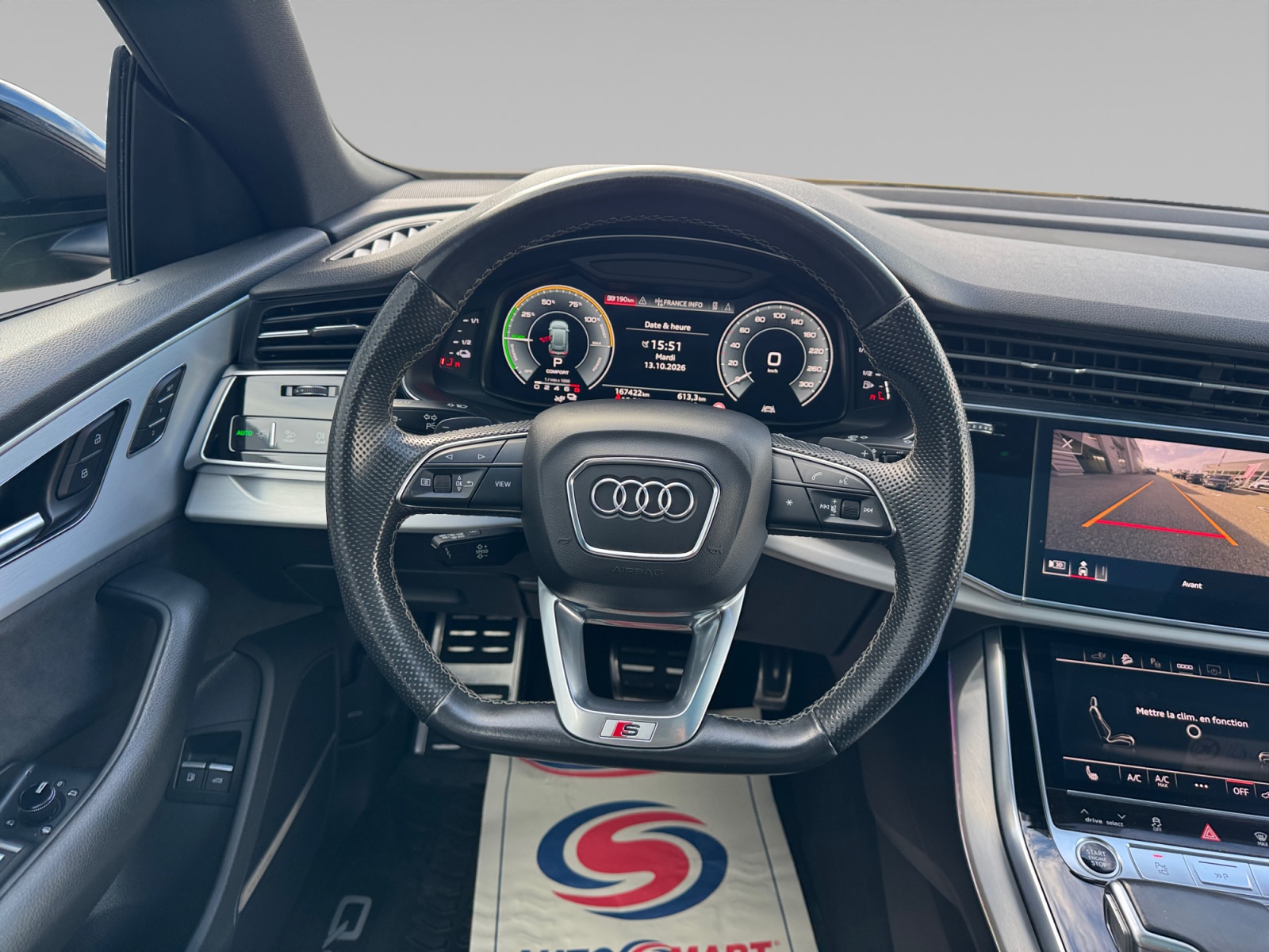 AUDI Q8 POSTE+DE+PILOTAGE
