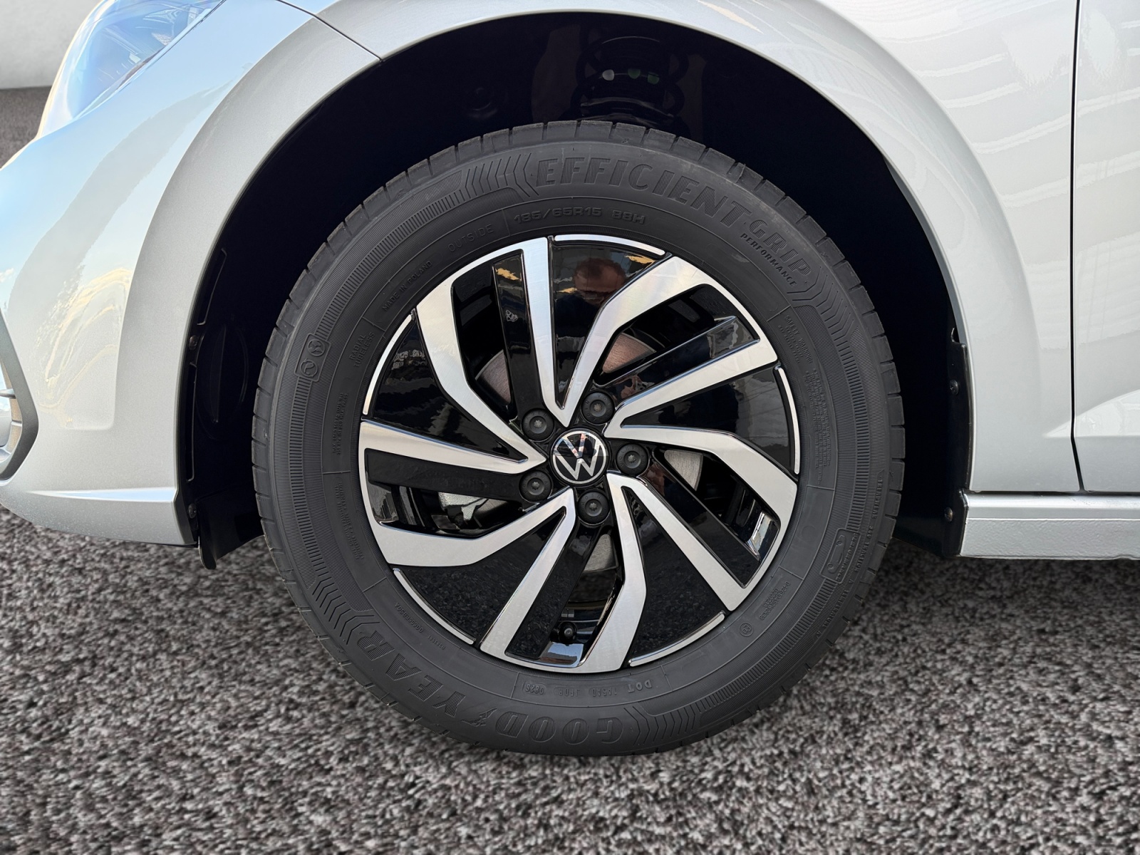 VOLKSWAGEN POLO JANTE+AVANT+GAUCHE