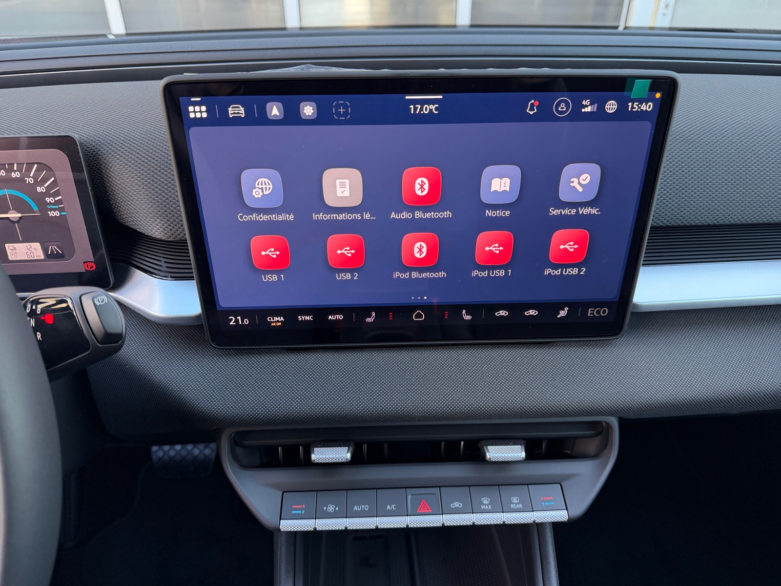 VOLKSWAGEN ID+CROSS