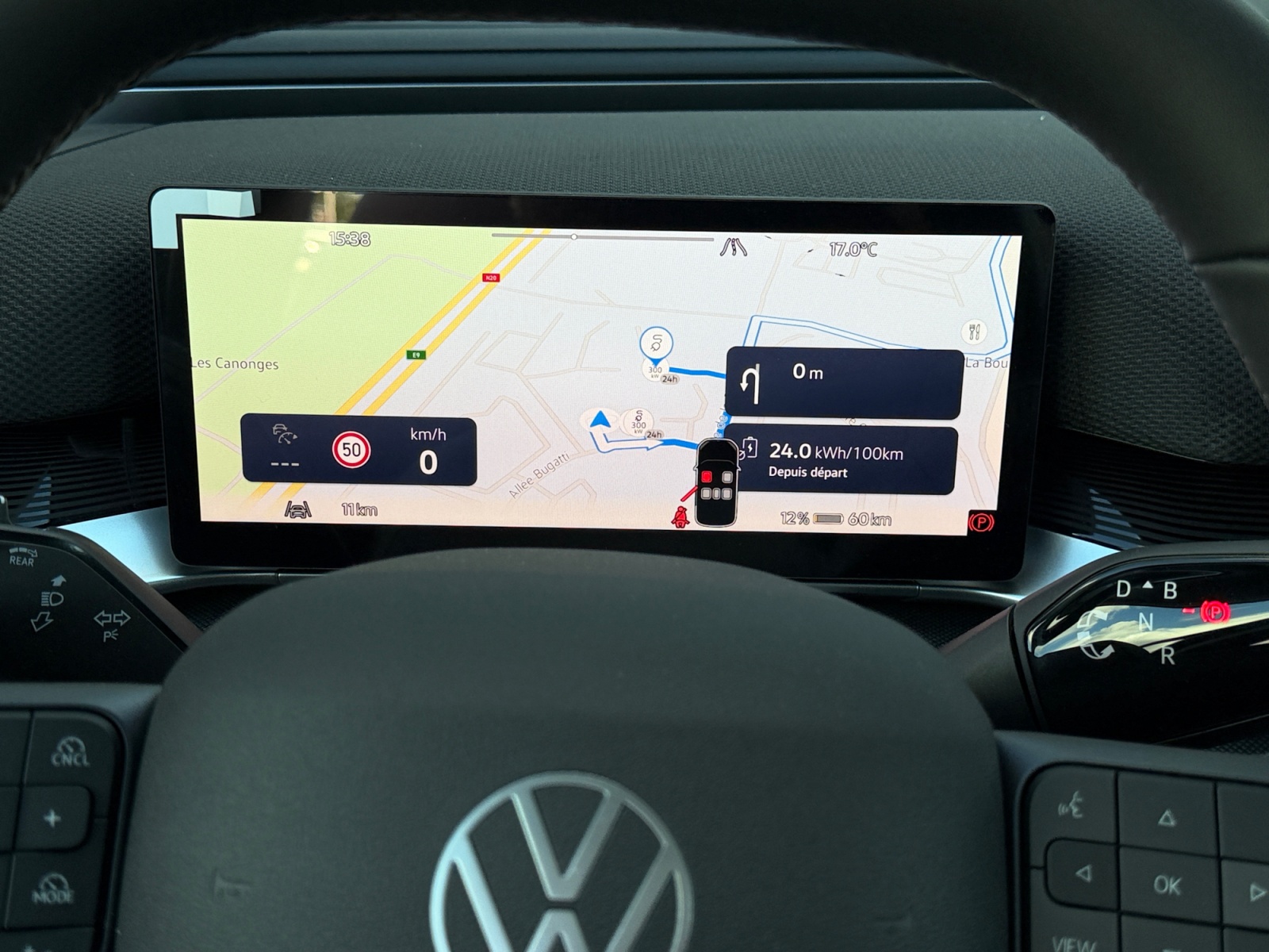 VOLKSWAGEN ID+CROSS