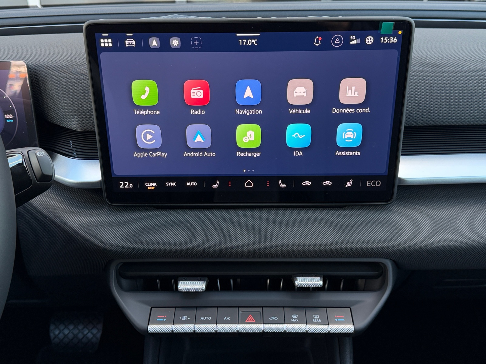 VOLKSWAGEN ID+CROSS