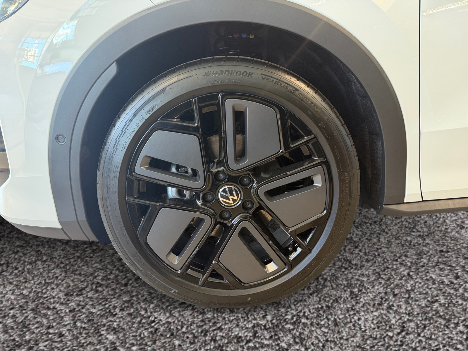 VOLKSWAGEN T ROC JANTE+AVANT+GAUCHE