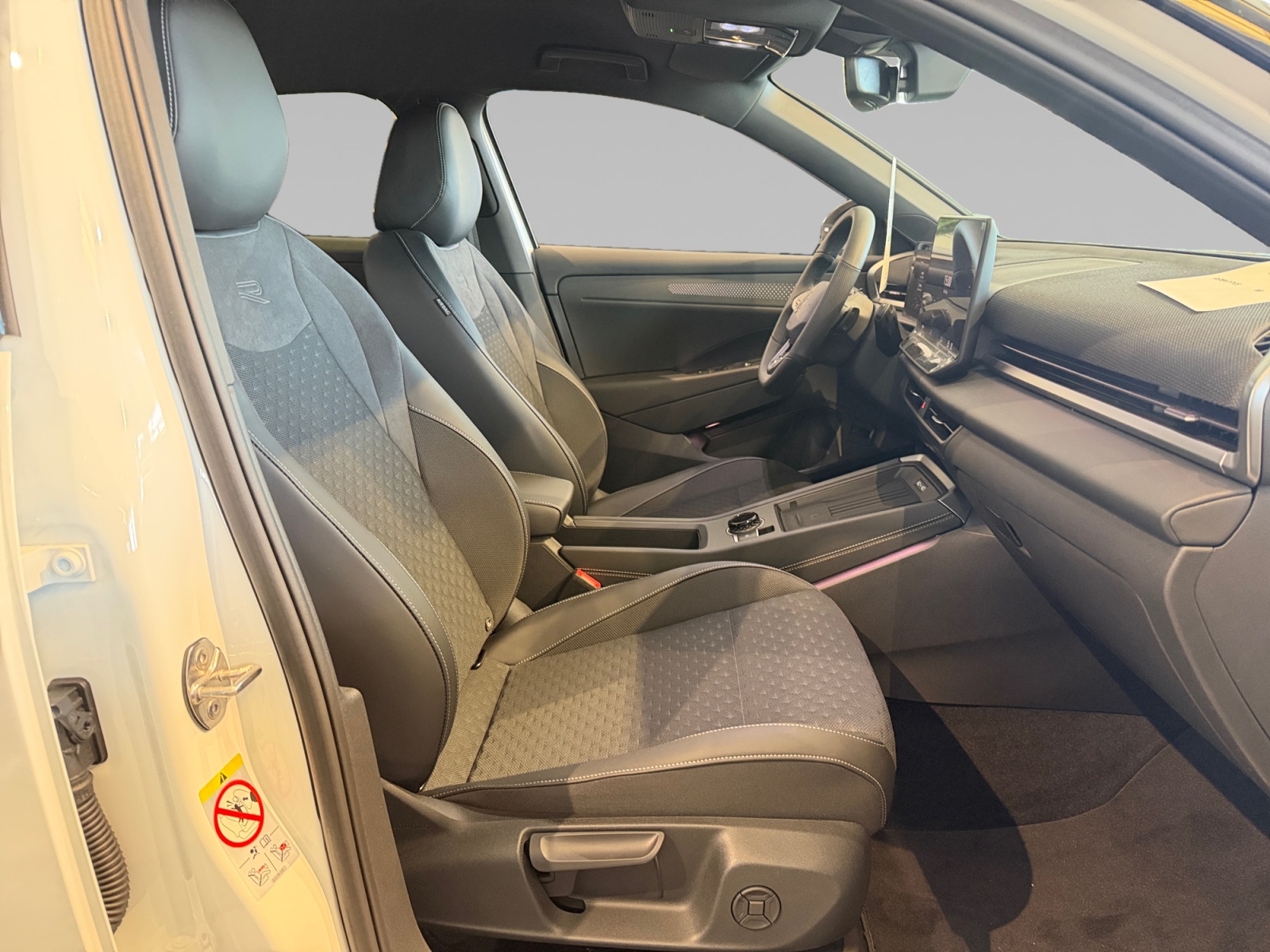 VOLKSWAGEN T ROC INTERIEUR+PASSAGER