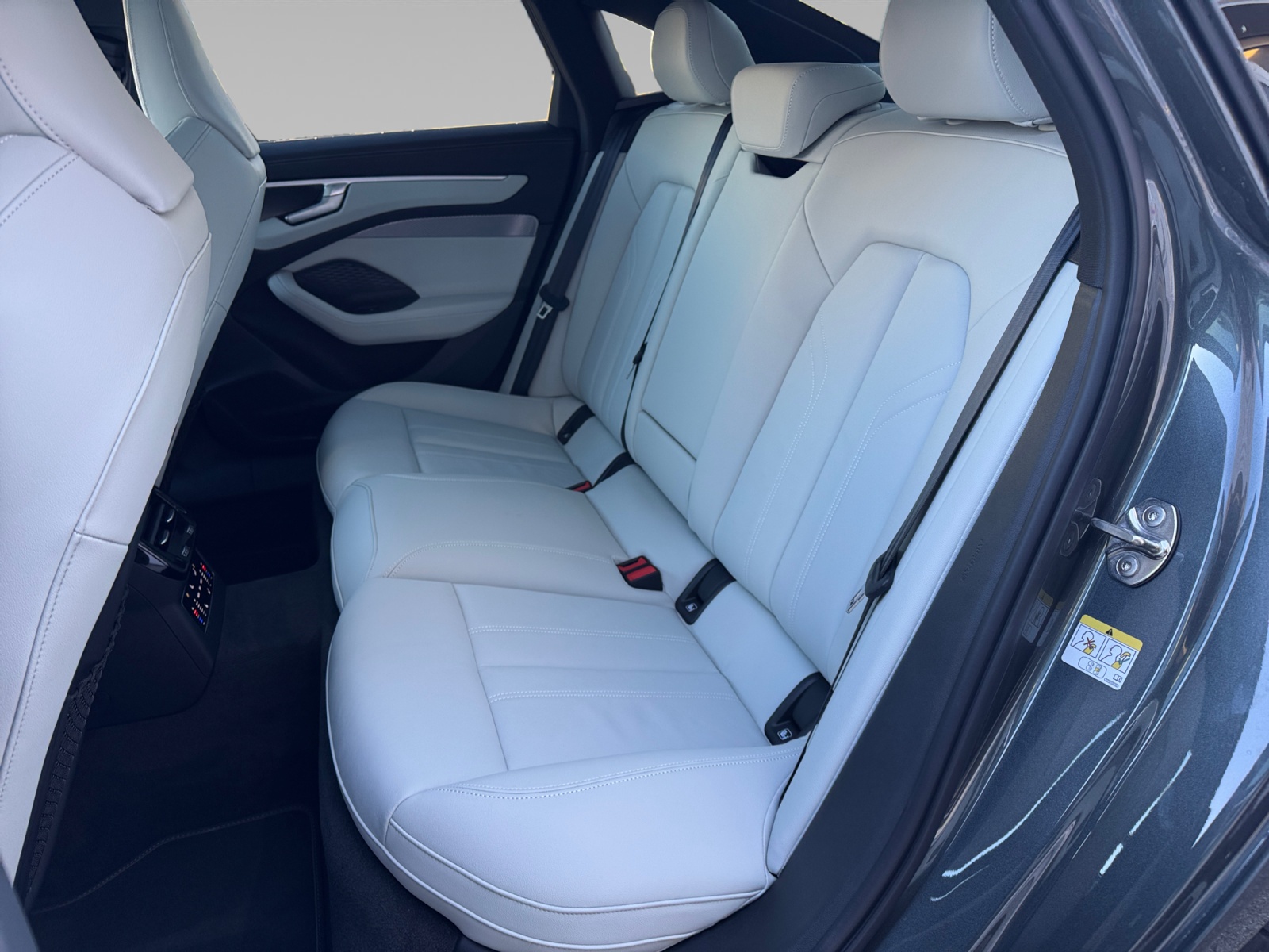 AUDI A6 SIEGE+ARRIERE+GAUCHE