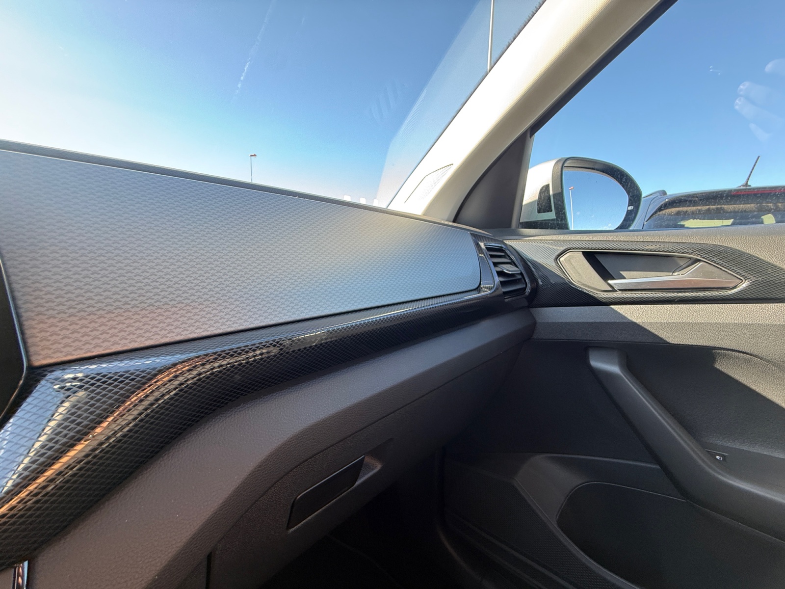 VOLKSWAGEN T CROSS