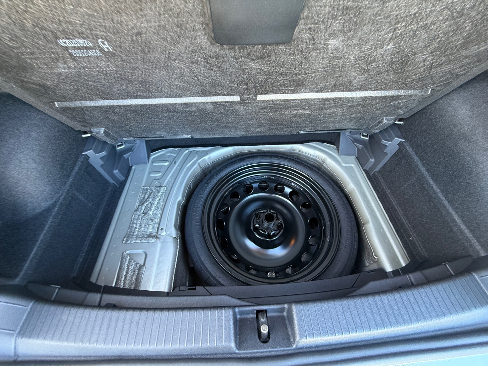 VOLKSWAGEN T CROSS