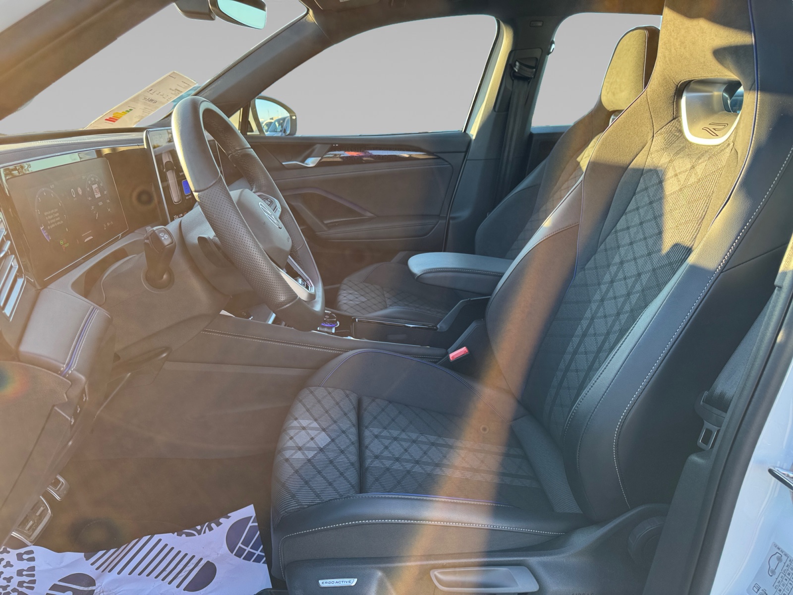 VOLKSWAGEN TIGUAN INTERIEUR+CONDUCTEUR